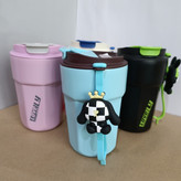 تراول ماگ استیل ۴۲۰ میل مدل YIMI با بند سیلیکونی عروسک دار