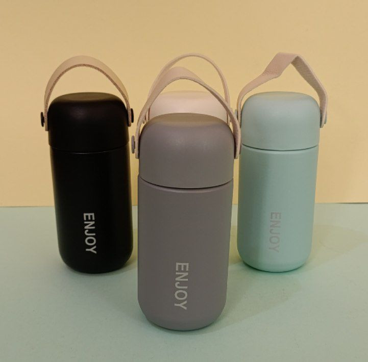Enjoy Mini Travel Mug 150ml با طراحی کوچک، بند چرمی و بدنه استیل